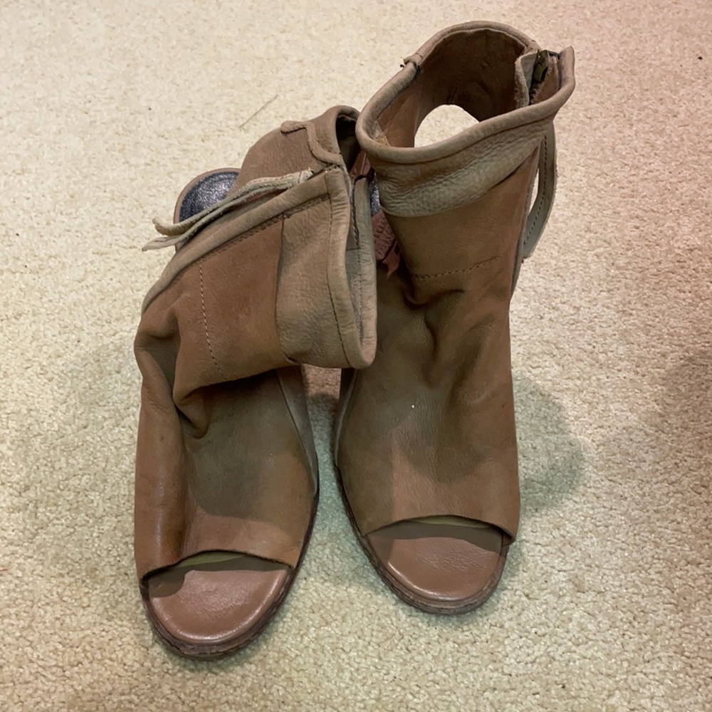 dolce vita fringe open toe heels
